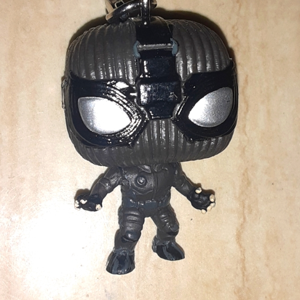 FUNKO SPIDER-MAN KEYCHAIN CHARM NRMINT CONDITION
